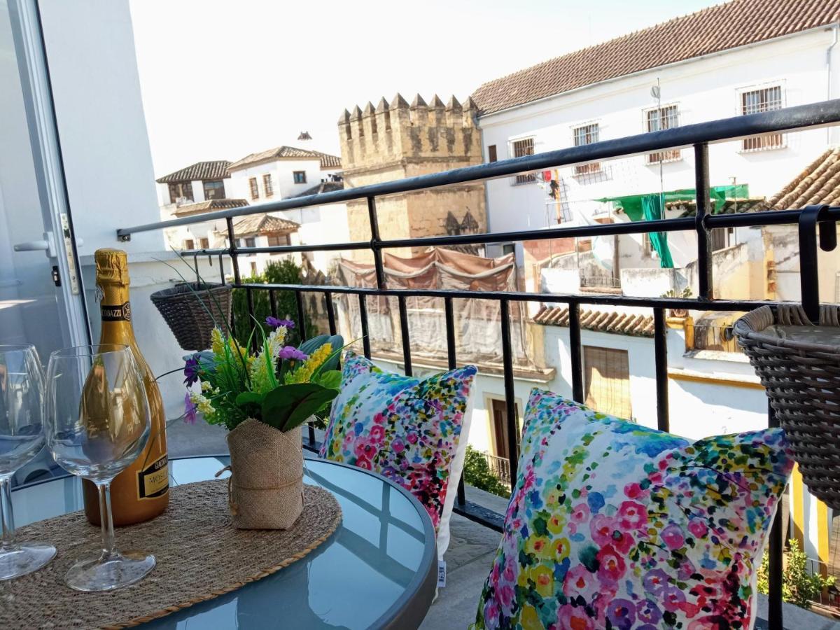 Vivienda Turistica Califato En Casco Historico Apartment Cordoba Exterior photo